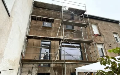 Ravalement de façade Longwy : solution complète par un artisan local